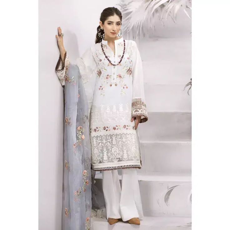 IZNIK Arqam White Lawn pakcloths.pk