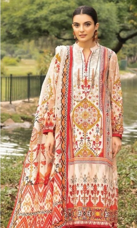 GulAhmed CL-32107B Printed 3PC Lawn pakcloths.pk