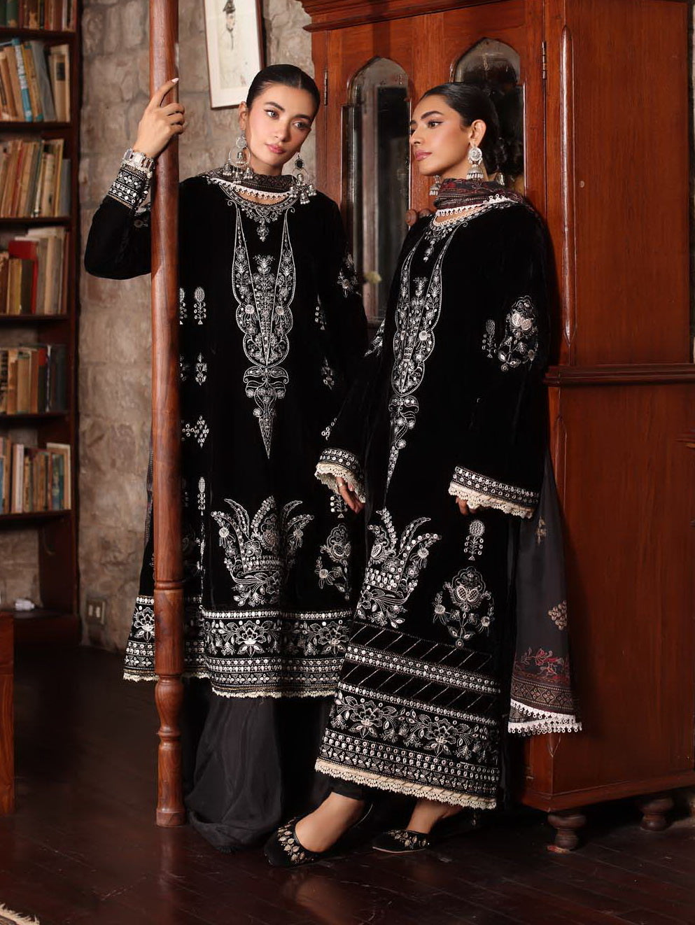 Noor by Saadia Asad D-12 Pareeha Suzaankari Embroidered Velvet pakcloths.pk