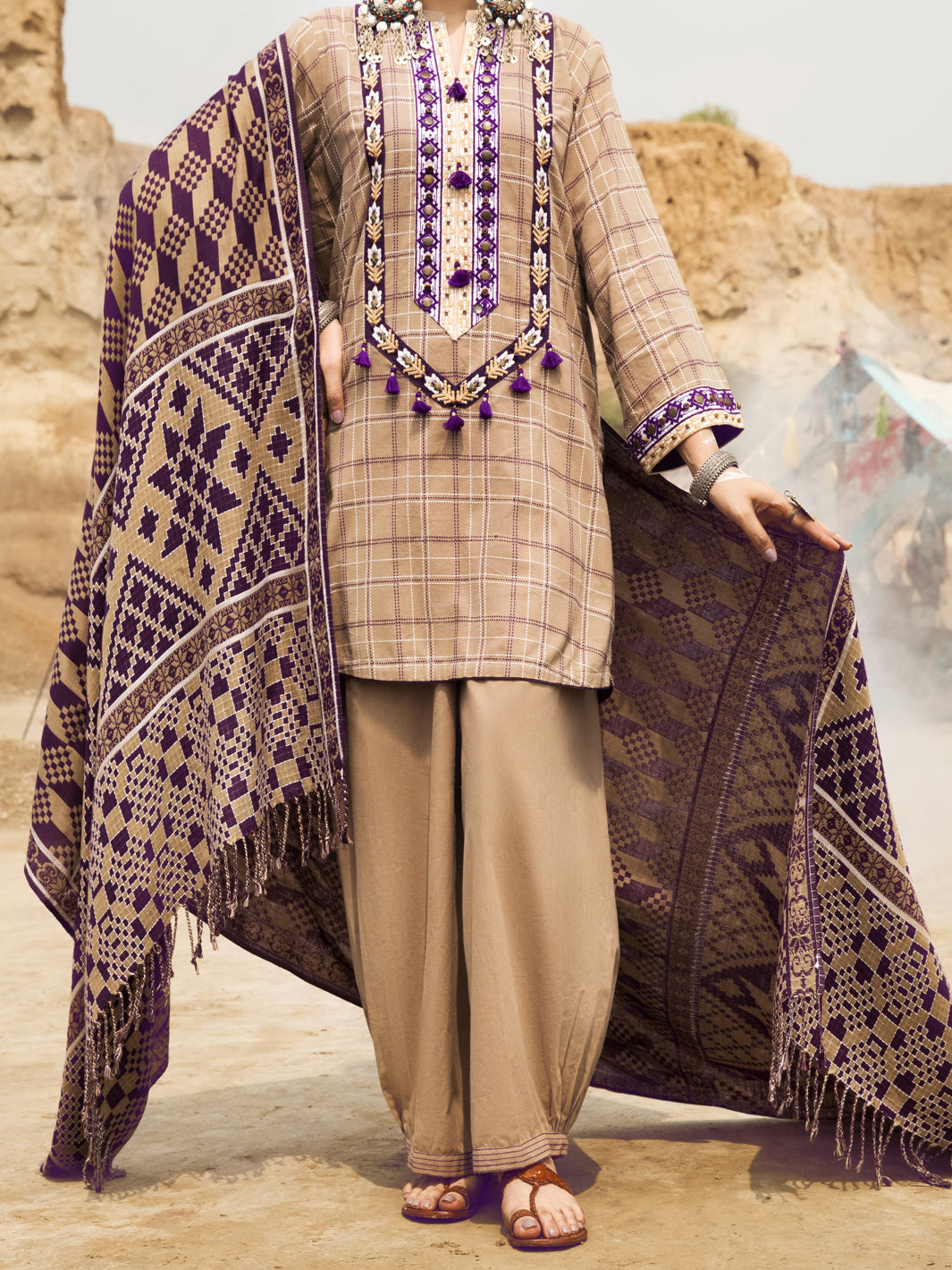 Almirah Khaki Yarn-Dyed 3 Piece AWP-3PS-312 pakcloths.pk