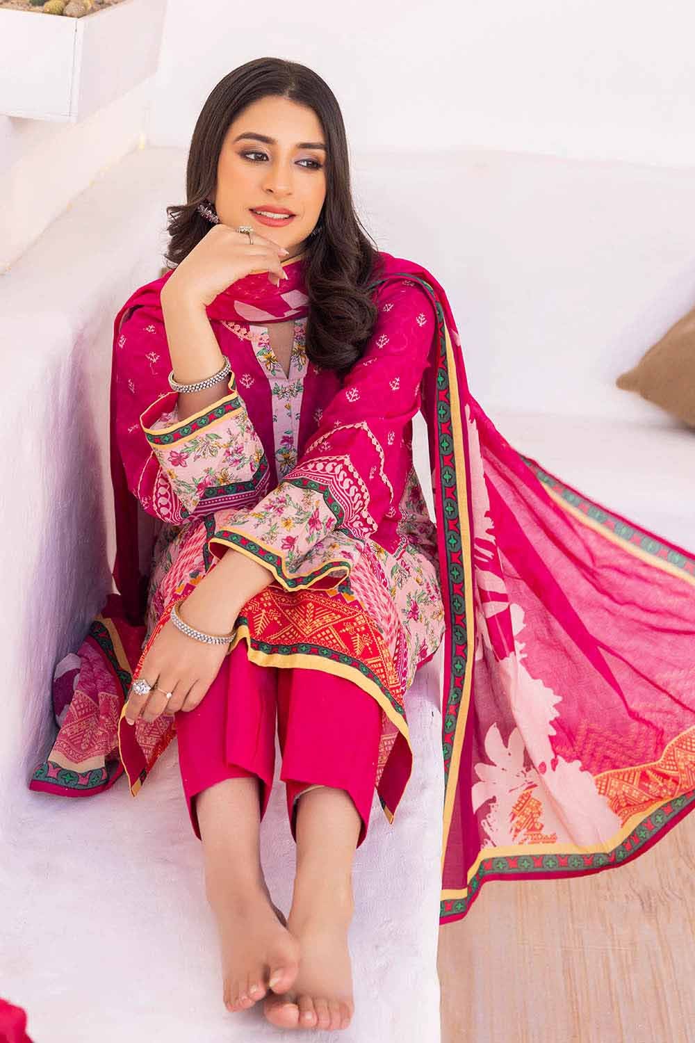 GulAhmed CL-32432 Printed 3PC Lawn pakcloths.pk